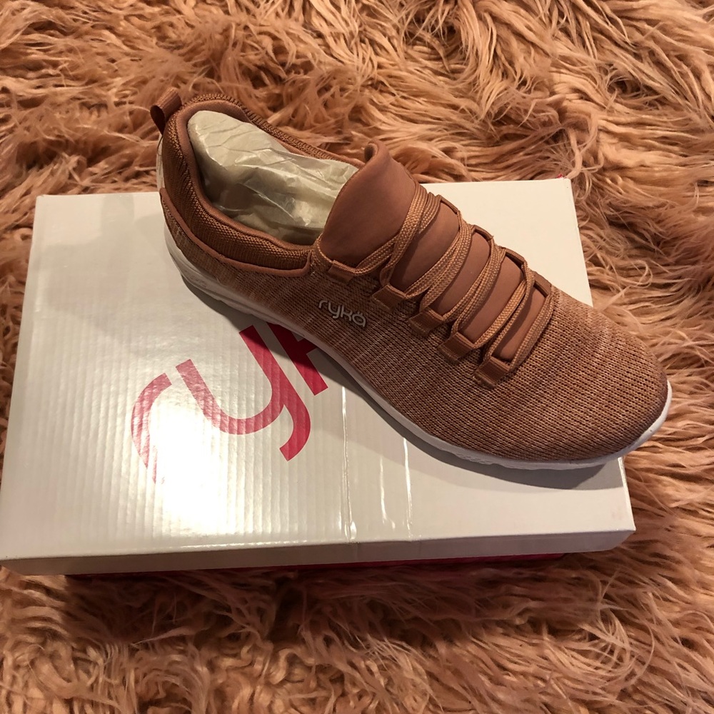 New in box Ryka sneakers